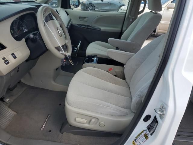 2012 Toyota Sienna LE