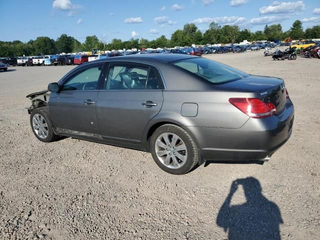 2005 Toyota Avalon XL