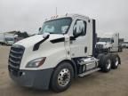 2020 Freightliner Cascadia 116