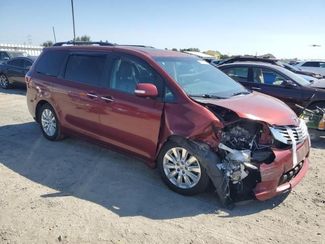 2015 Toyota Sienna XLE