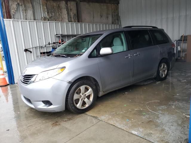 2011 Toyota Sienna LE