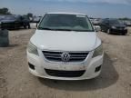 2010 Volkswagen Routan SE