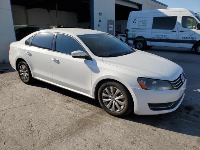 2013 Volkswagen Passat S