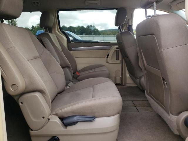 2009 Volkswagen Routan SE