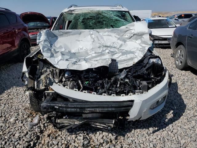 2014 Volkswagen Tiguan S