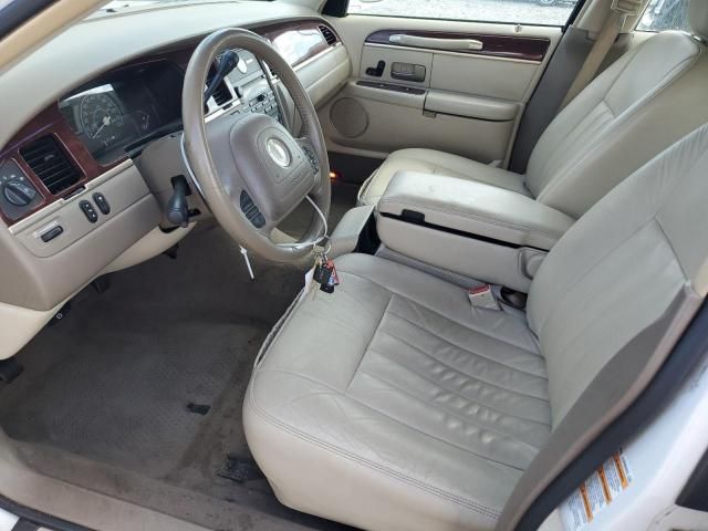 2003 Lincoln Town Car Executive