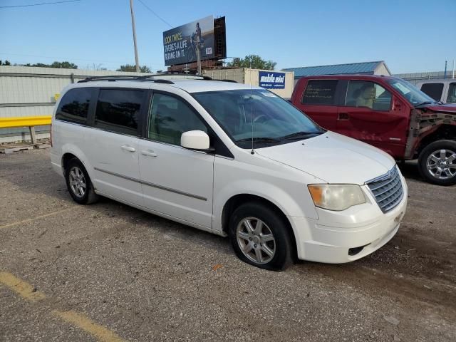 2010 Chrysler Town & Country Touring