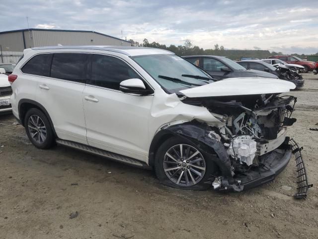 2018 Toyota Highlander SE