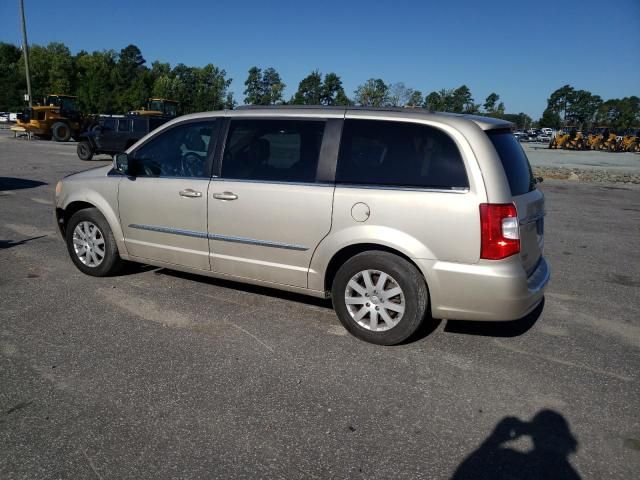 2013 Chrysler Town & Country Touring