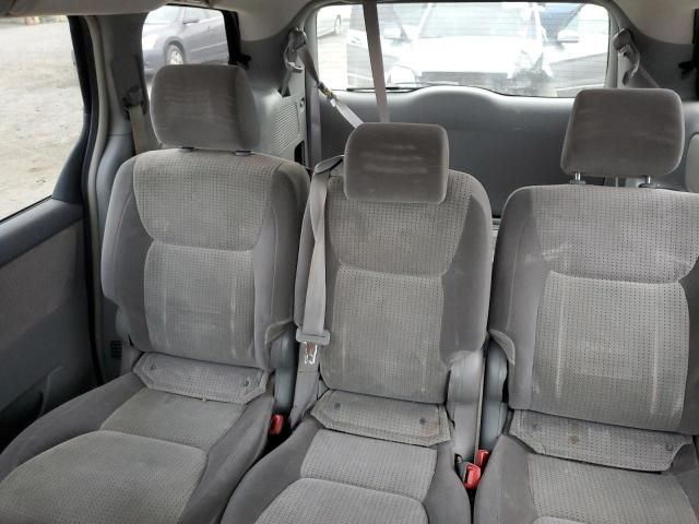 2008 Toyota Sienna CE