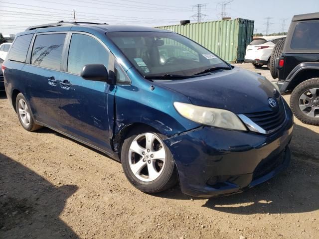 2011 Toyota Sienna LE