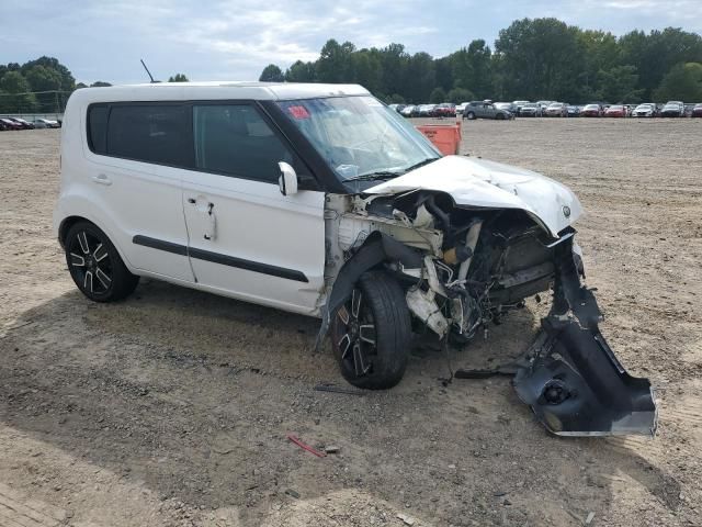 2011 KIA Soul +