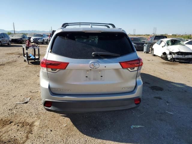 2019 Toyota Highlander SE