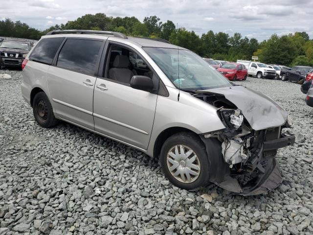 2007 Toyota Sienna CE