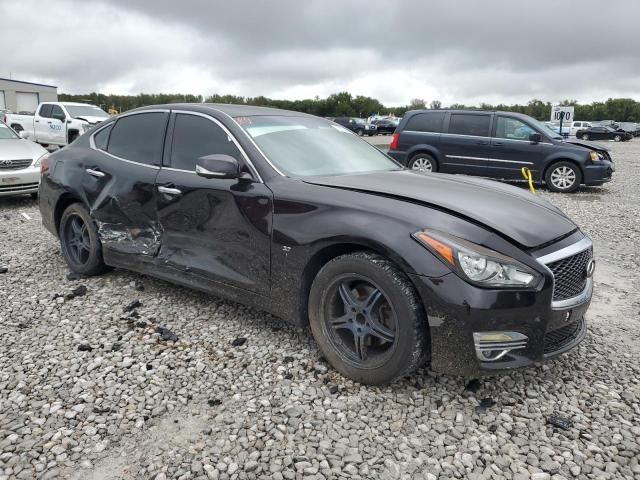 2016 Infiniti Q70 3.7