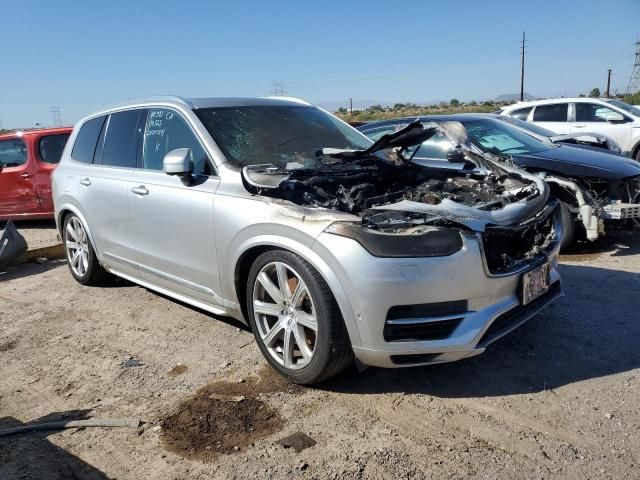 2016 Volvo XC90 T8