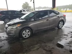 KIA Vehiculos salvage en venta: 2015 KIA Forte LX