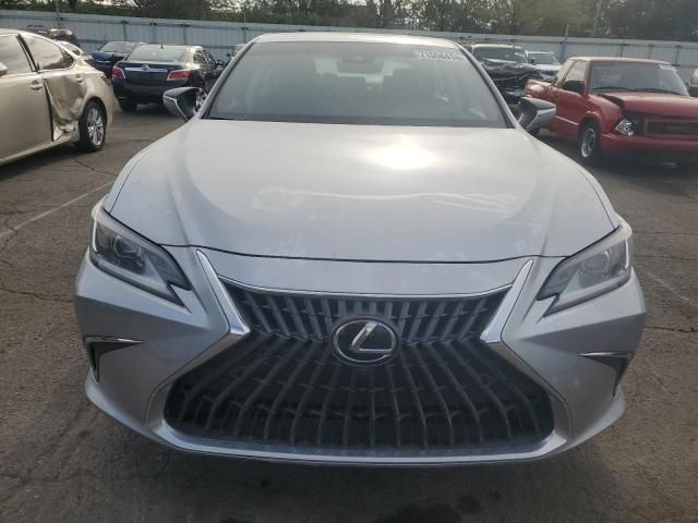 2024 Lexus ES 300H Base