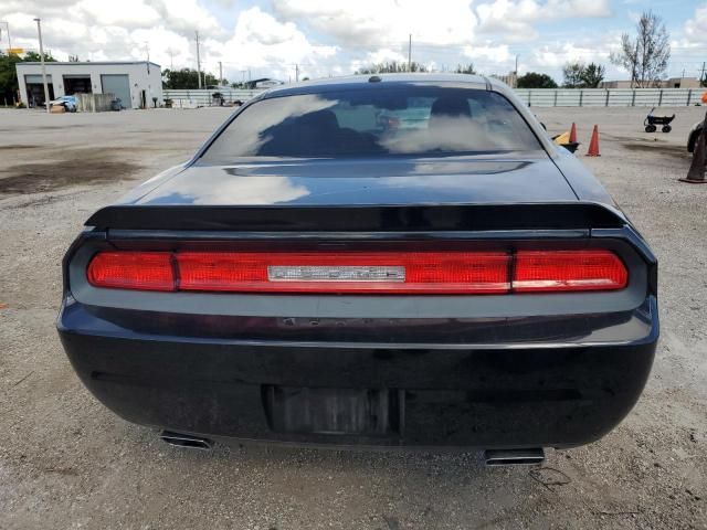 2014 Dodge Challenger SXT