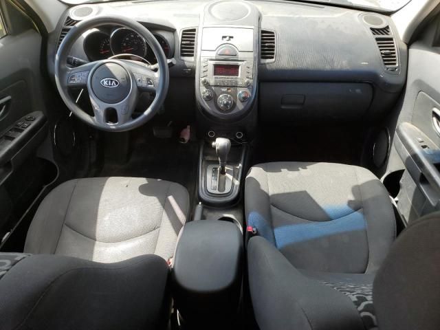 2010 KIA Soul +