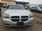 2006 Dodge Magnum SE