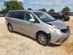 2018 Toyota Sienna XLE