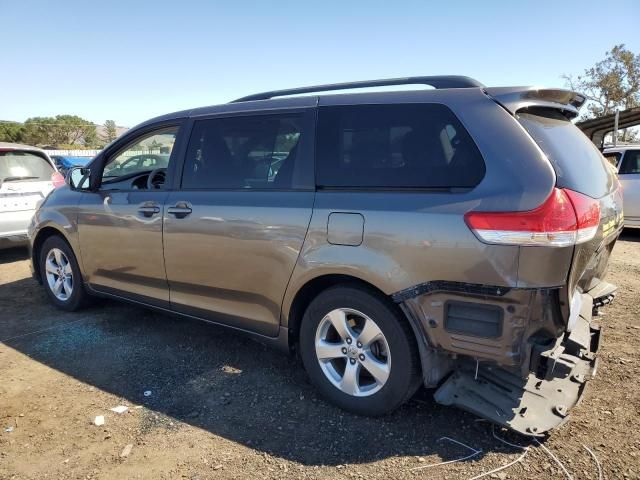 2013 Toyota Sienna LE