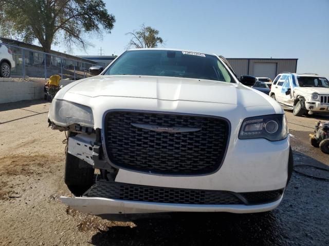 2022 Chrysler 300 Touring