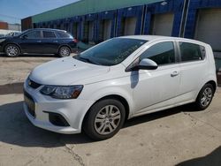 Carros salvage sin ofertas aún a la venta en subasta: 2017 Chevrolet Sonic