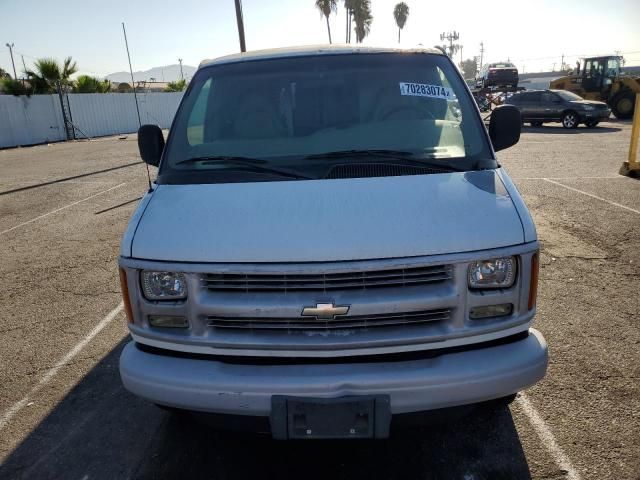 2001 Chevrolet Express G2500