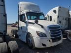 2020 Freightliner Cascadia 126