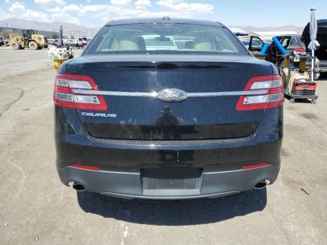 2017 Ford Taurus SE