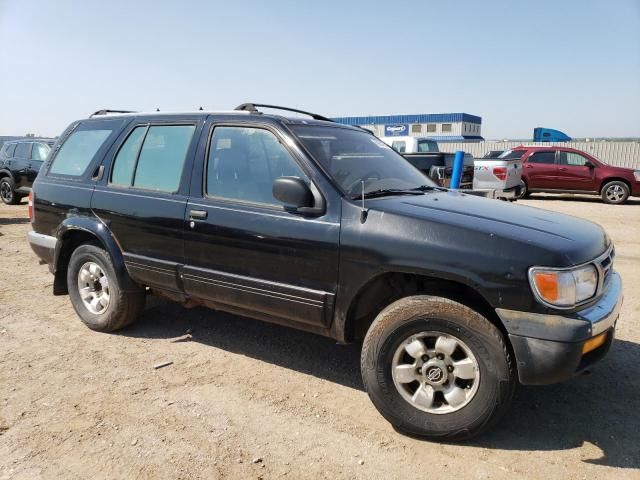 1999 Nissan Pathfinder LE