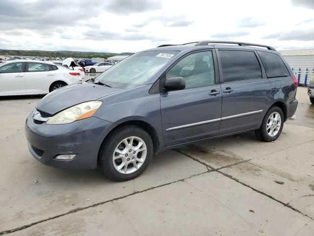 2006 Toyota Sienna XLE