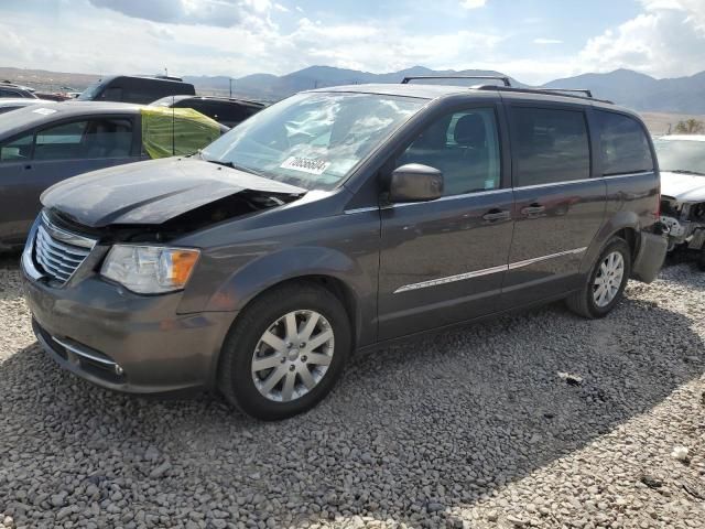 2016 Chrysler Town & Country Touring