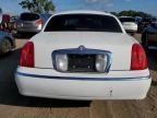 1999 Lincoln Town Car Signature