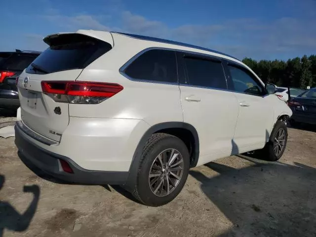 2018 Toyota Highlander SE