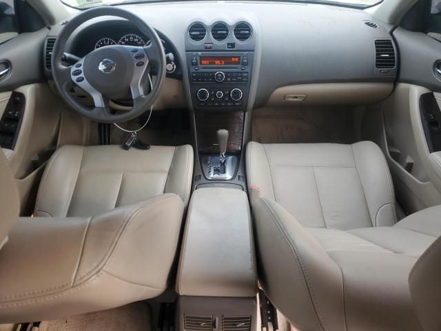 2010 Nissan Altima Base