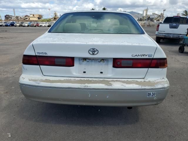 1999 Toyota Camry LE