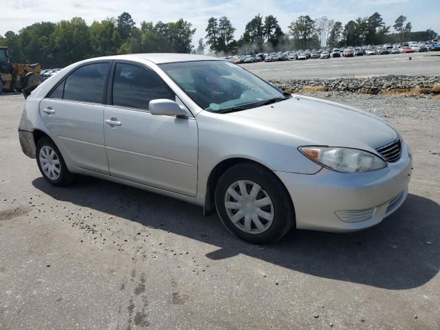 2005 Toyota Camry LE