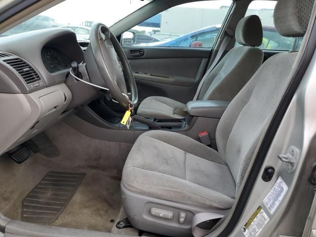 2004 Toyota Camry LE