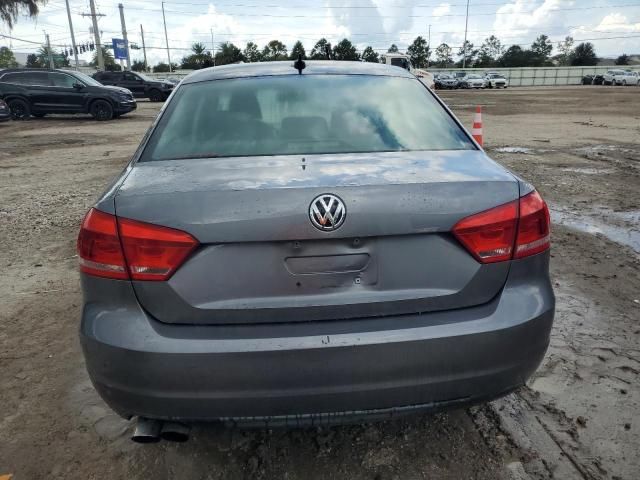 2013 Volkswagen Passat SE