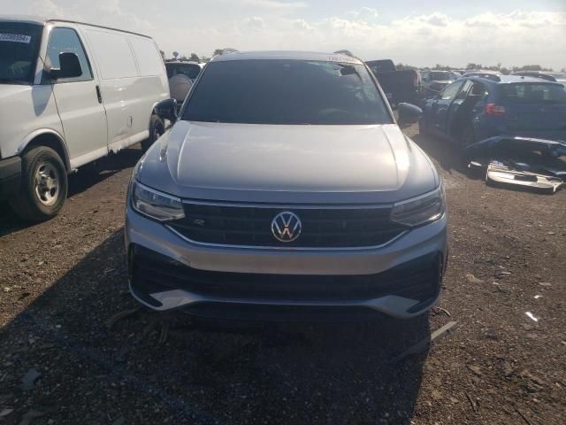 2022 Volkswagen Tiguan SE R-LINE Black