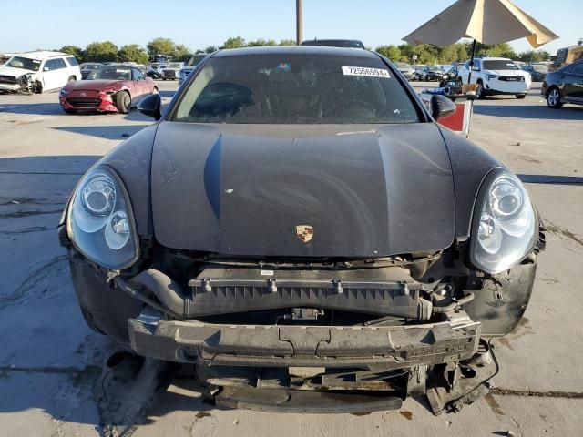 2014 Porsche Panamera 2