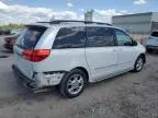 2004 Toyota Sienna XLE