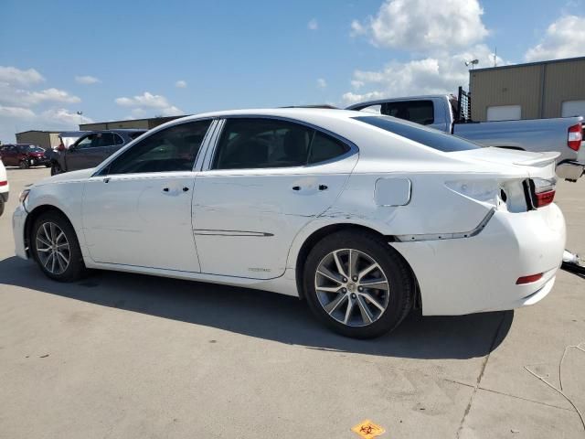 2016 Lexus ES 300H