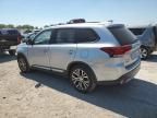 2017 Mitsubishi Outlander ES