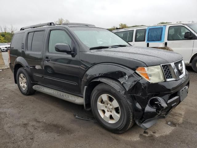 2006 Nissan Pathfinder LE