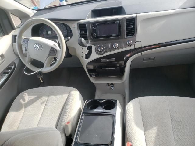 2012 Toyota Sienna LE