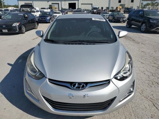 2015 Hyundai Elantra SE